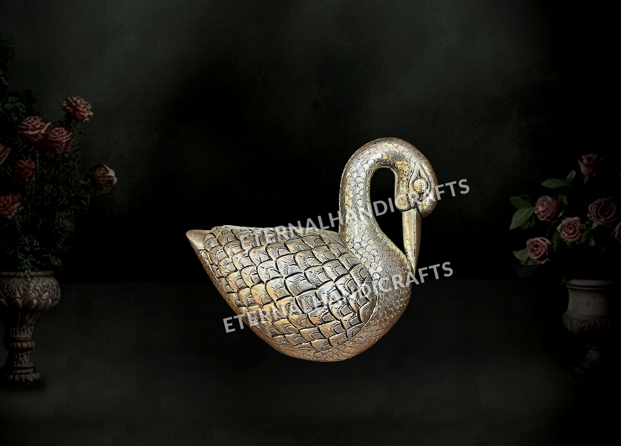 Antique Silver Swan Decorative Showpiece 05